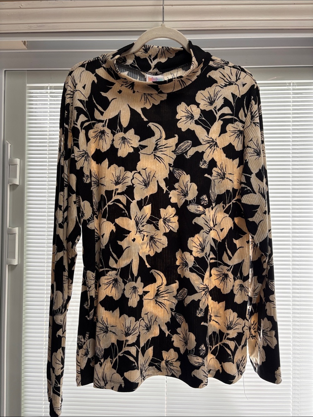 Mock turtle neck size 2x